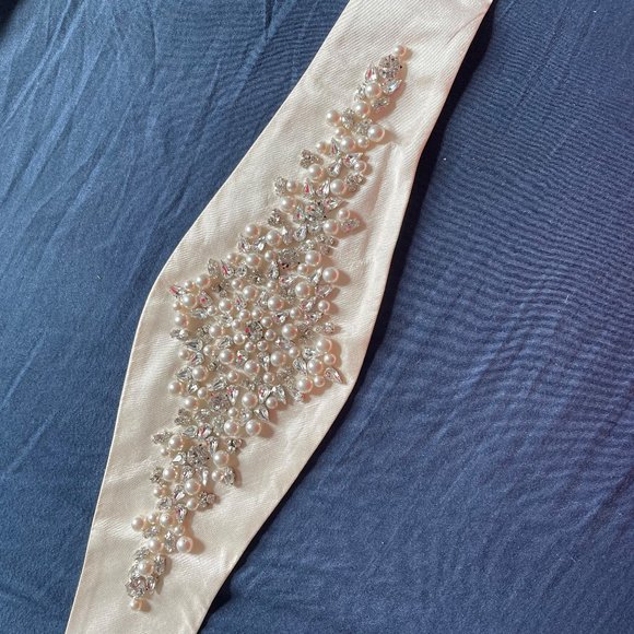 Pearl and Beaded Bridal Belt - size 12 main image 4